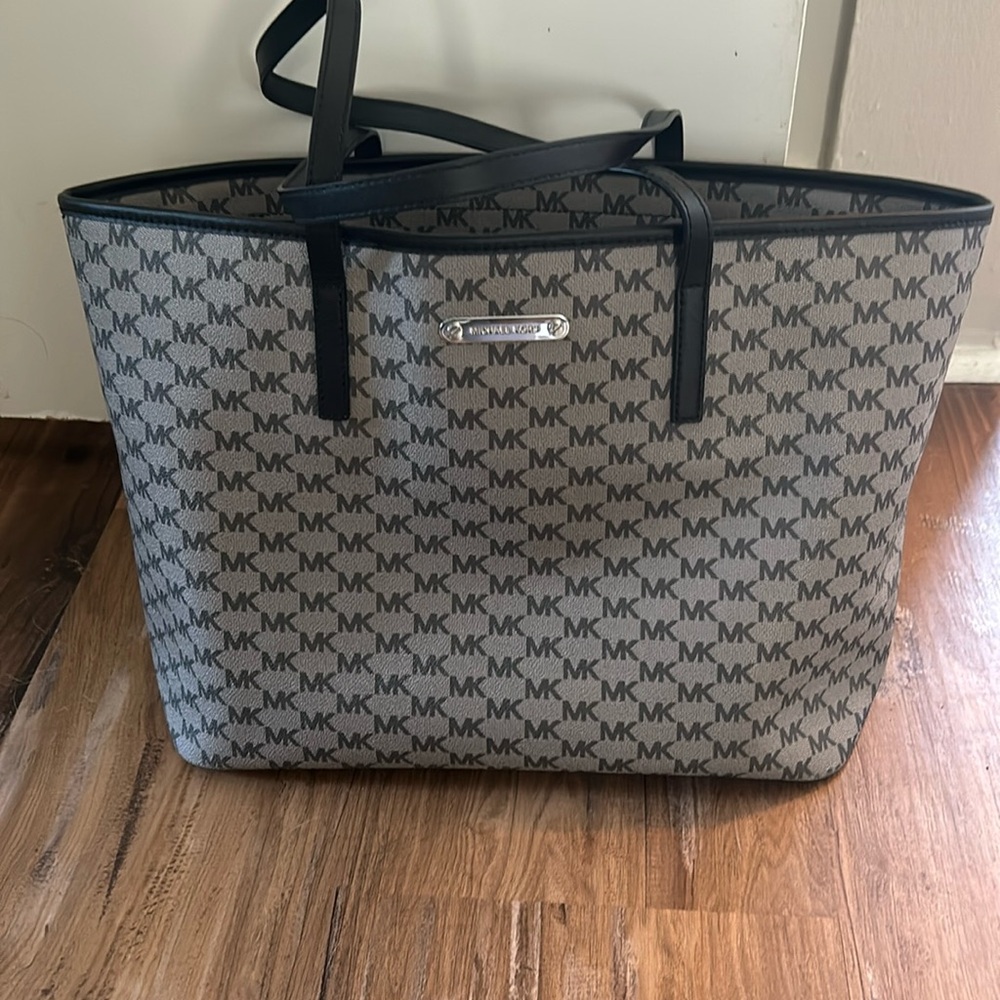 Michael Kors Tote Bag